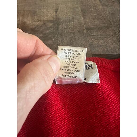 PENDLETON Sweater Women Large Cardigan Red 100% Lambs Wool Metal Buttons Soft XL - Picture 8 of 9